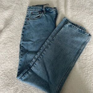 Abercrombie & Fitch The 90s Straight Ultra High Rise Curve Love